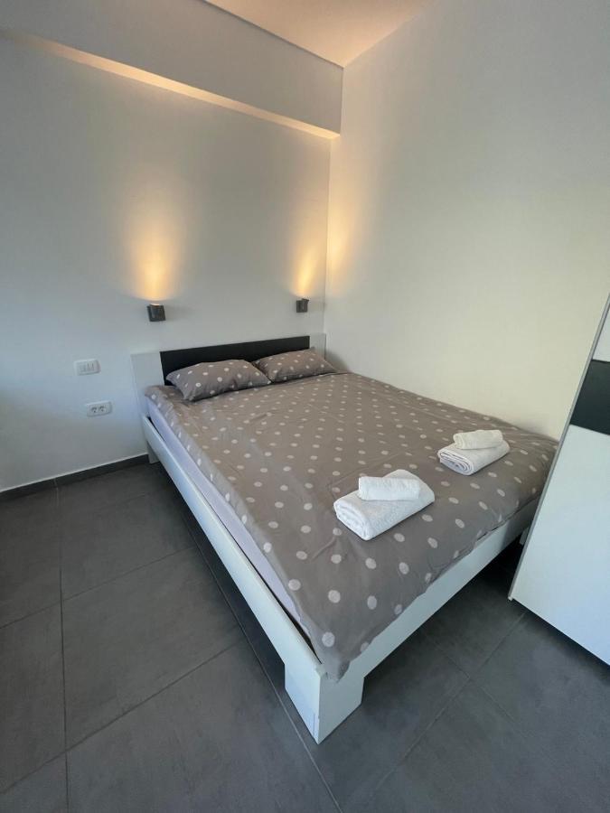 Apartma Chrystel Izola Eksteriør bilde